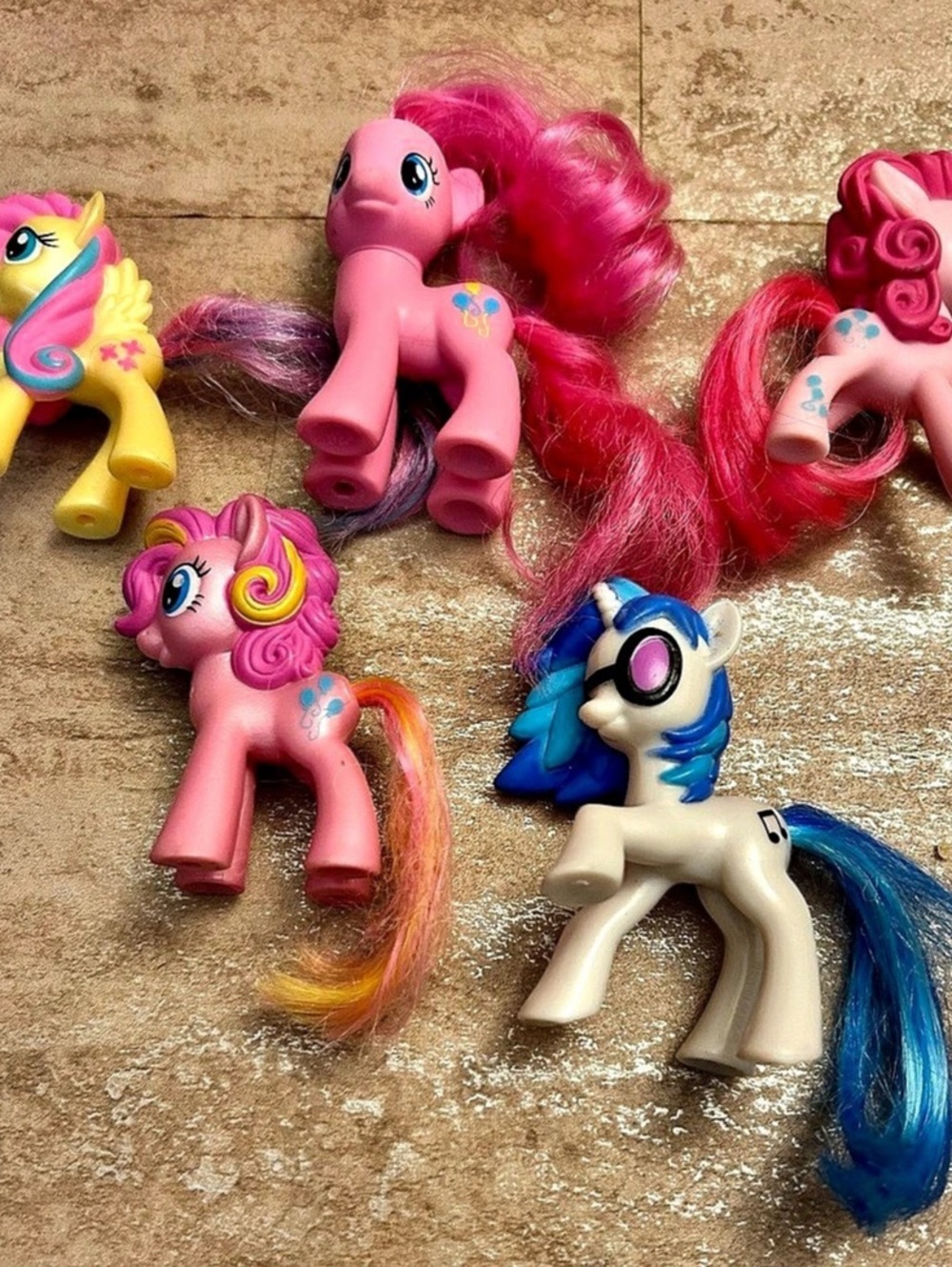 Hasbro My Little Pony Friendship is Magic Blind Bag Mini Figures (Lot of 5) Mini